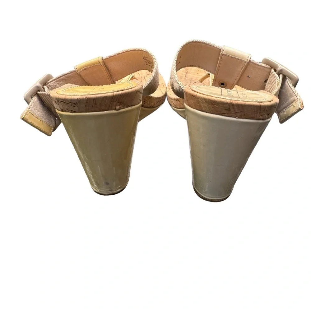 Coach Bernadette Cream/Beige Wedge Sandal Size 7